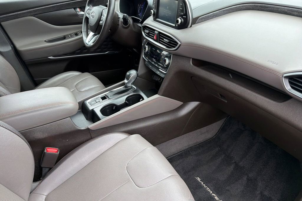 Used 2019 Hyundai Santa Fe Limited AWD/4WD image 17