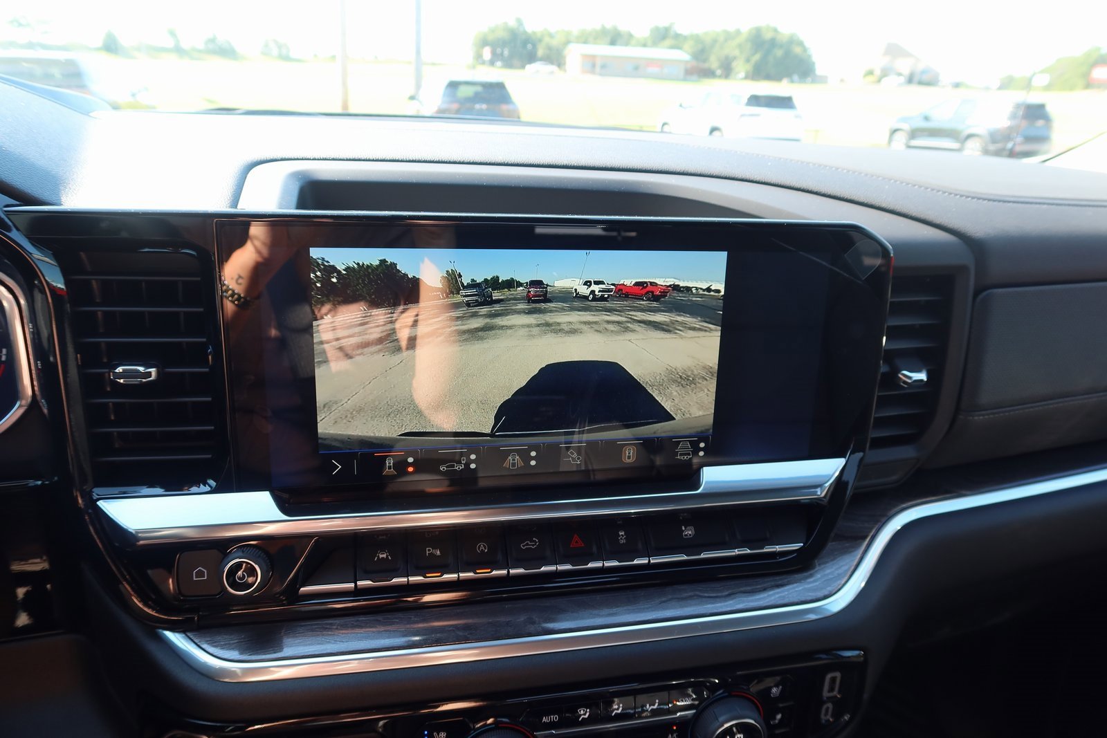 New 2026 Chevrolet Silverado 1500 LTZ image 18