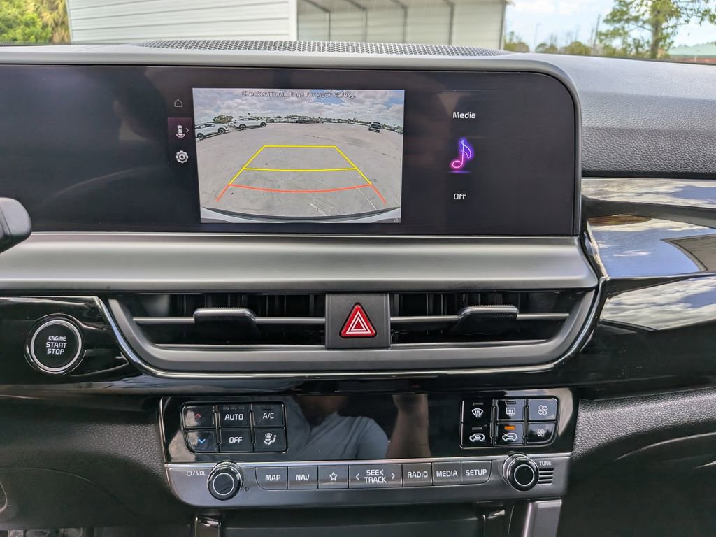 Certified 2024 Kia Seltos X-Line AWD/4WD image 23