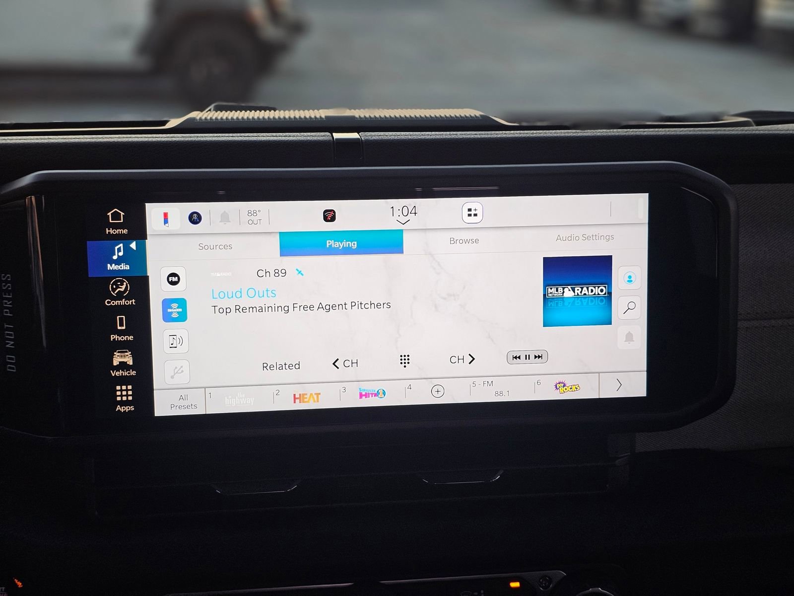 New 2026 Jeep Gladiator Sport image 12