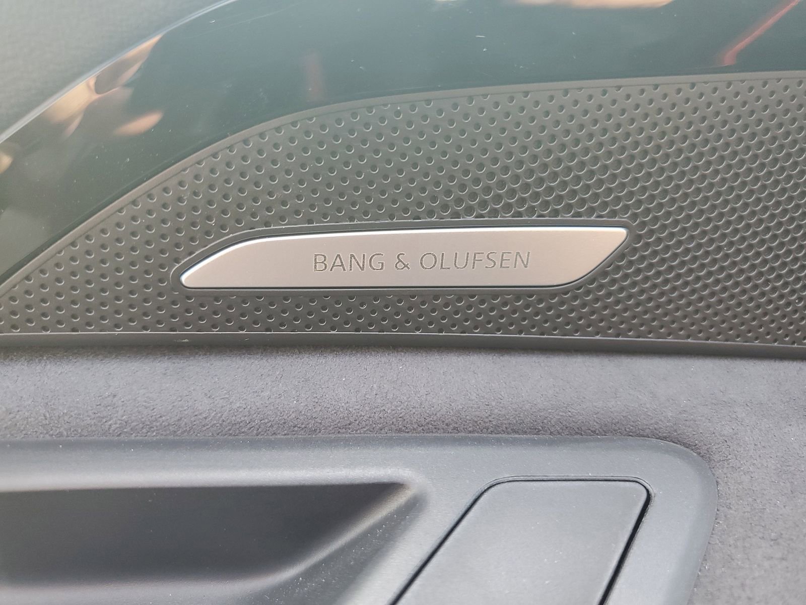 New 2025 Audi SQ5 Premium Plus image 22