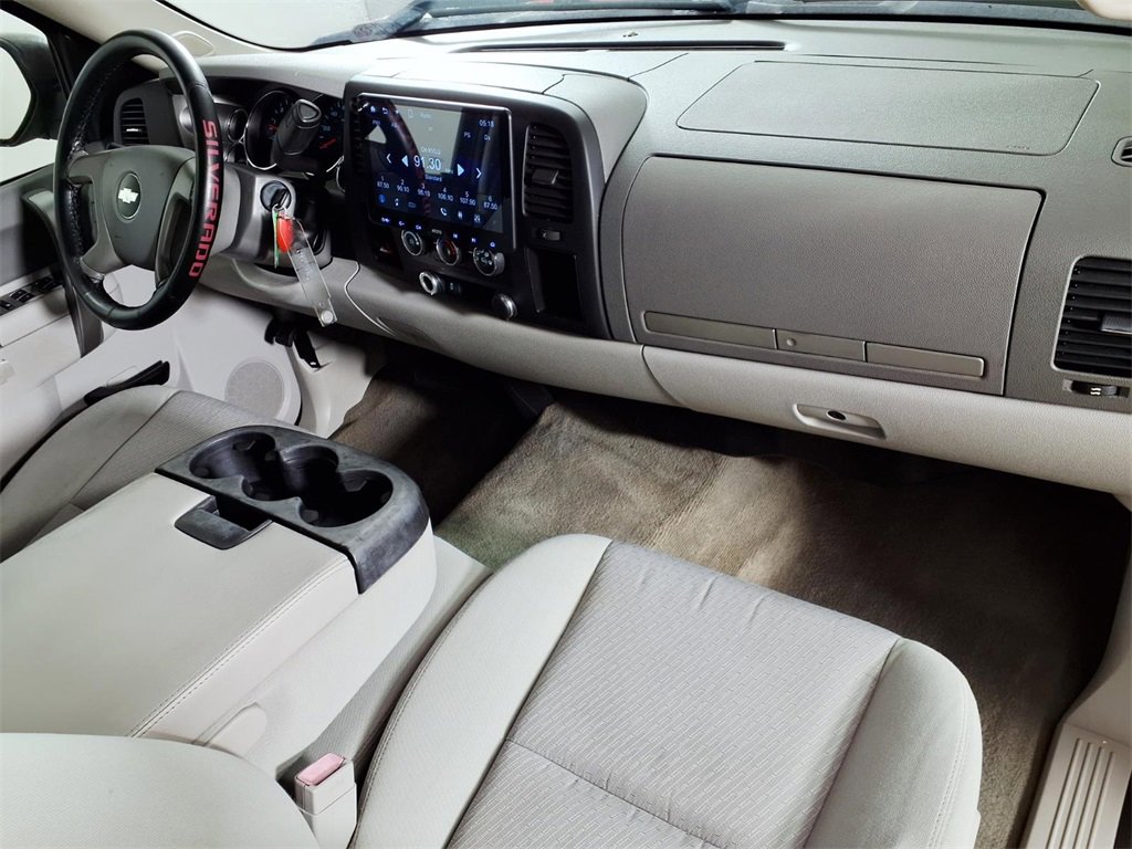 Used 2013 Chevrolet Silverado 1500 LT image 13