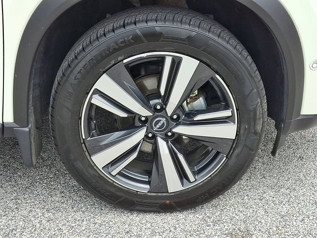 Used 2023 Nissan Rogue Platinum w/ Platinum Premium Package AWD/4WD image 11