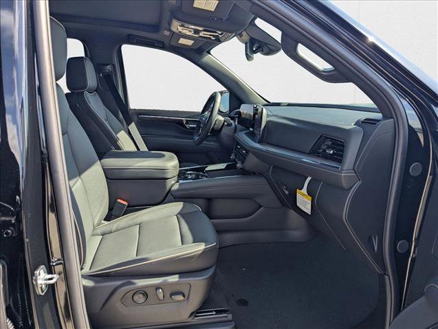 New 2026 Chevrolet Suburban Premier w/ Sun And Tow Package image 20