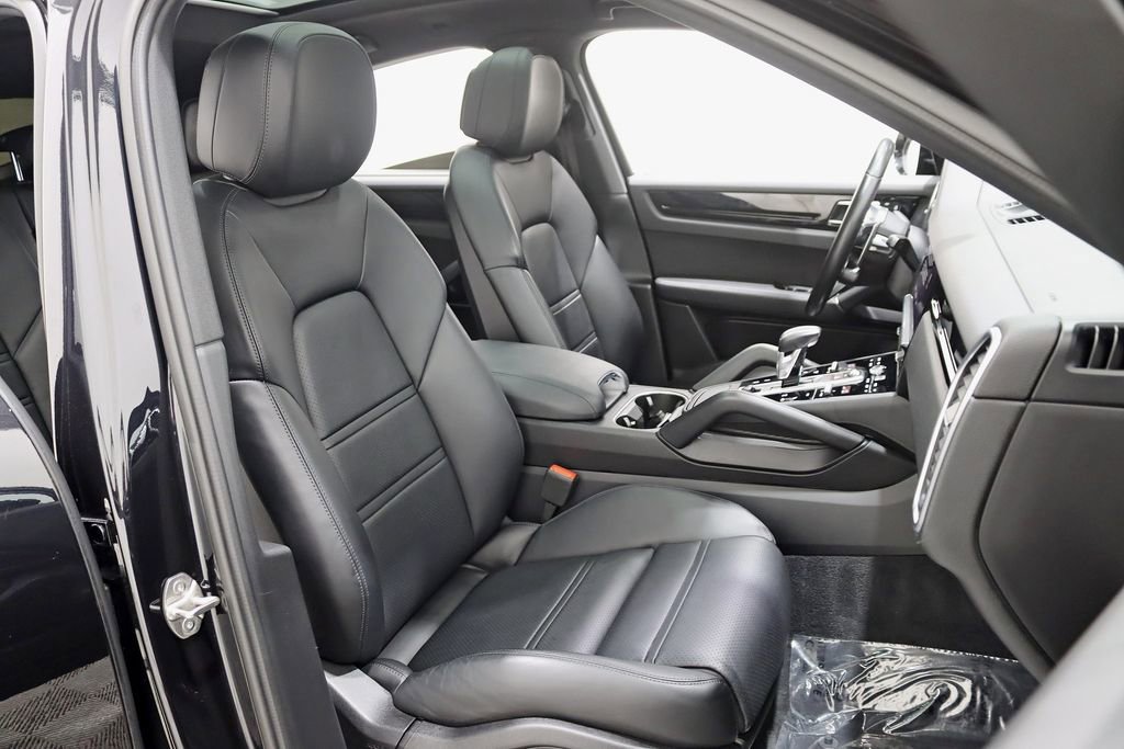 Used 2022 Porsche Cayenne S AWD/4WD image 29