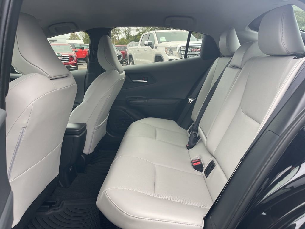 Used 2024 Toyota Prius XLE image 11