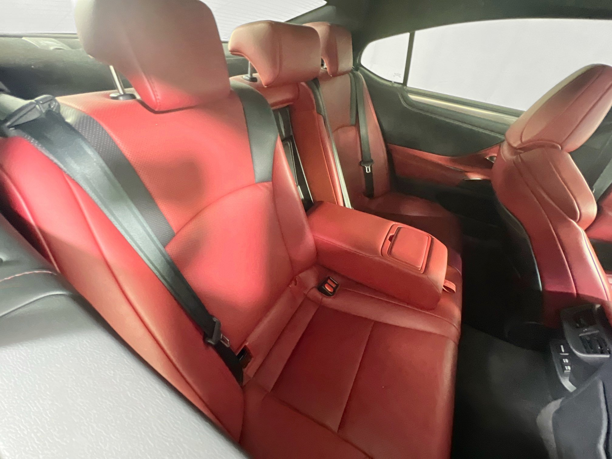 Used 2019 Lexus ES 350 F Sport w/ Accessory Package FWD image 26