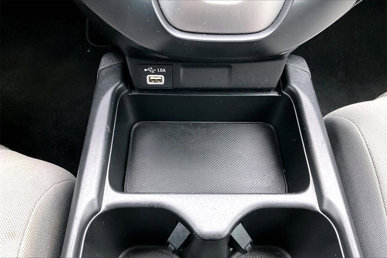 Used 2020 Honda CR-V LX image 16