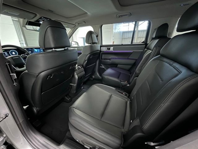 Used 2026 Hyundai Santa Fe Limited AWD/4WD image 15