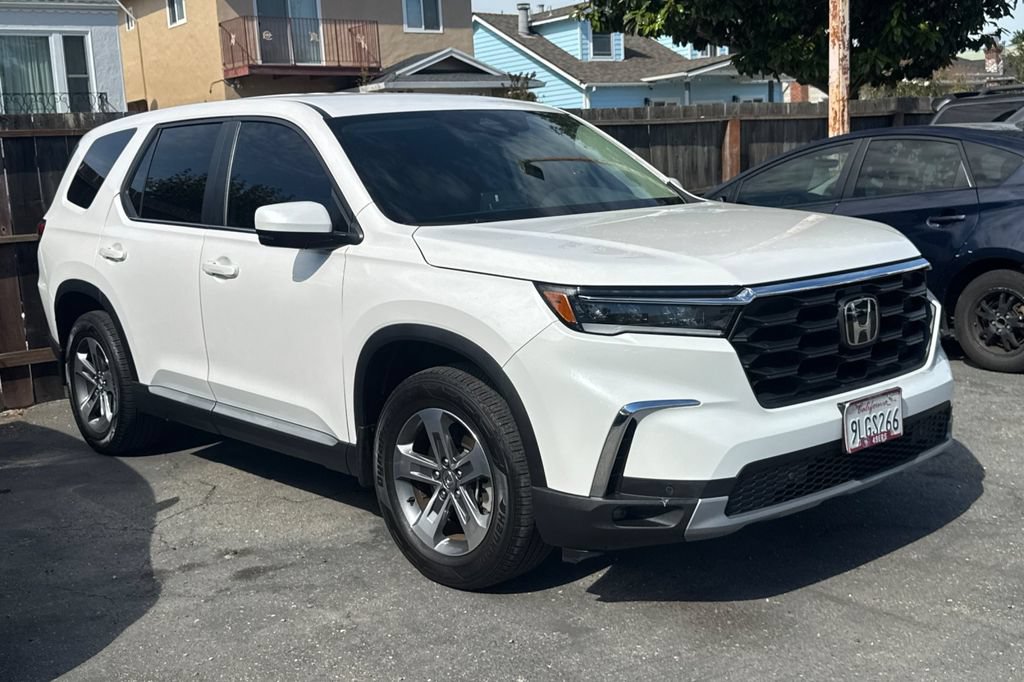 Used 2024 Honda Pilot EX-L image 2