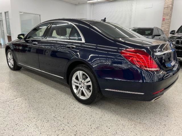 Used 2017 Mercedes-Benz S 550 4MATIC Sedan w/ Premium Package image 11
