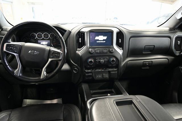 Used 2020 Chevrolet Silverado 1500 LT Trail Boss w/ Midnight Edition image 14