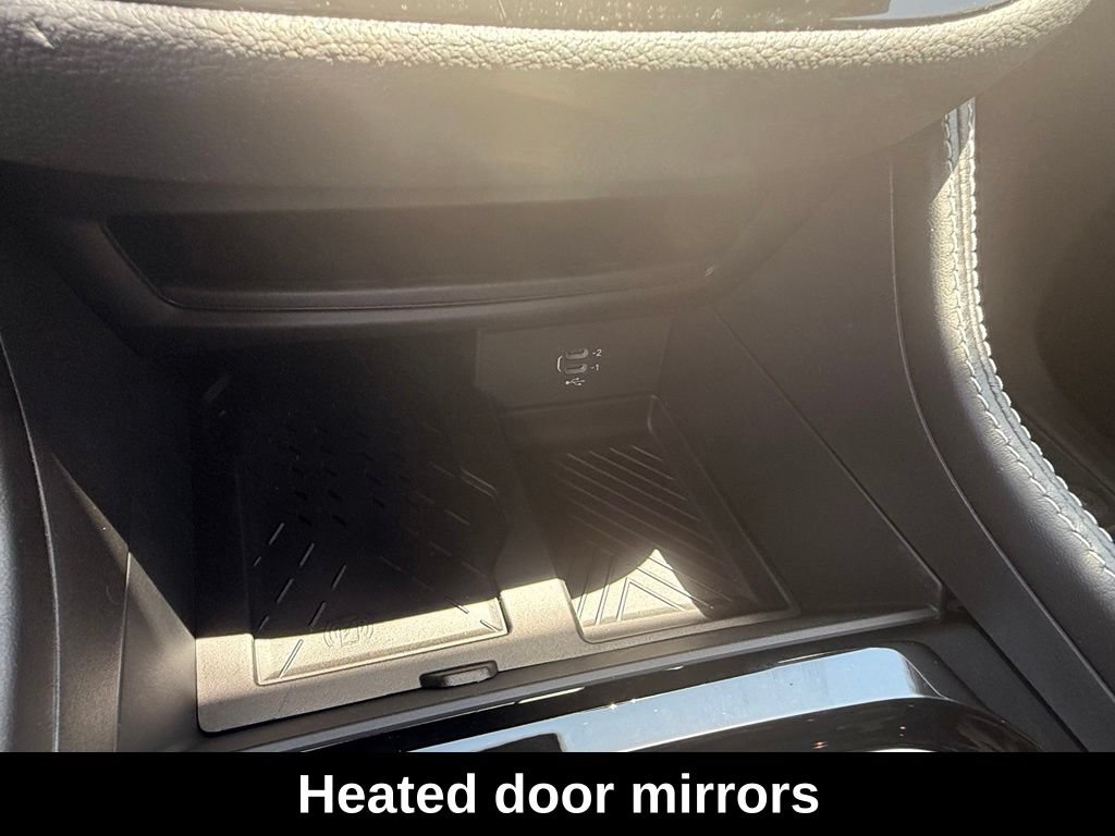 New 2027 Chrysler Pacifica Limited FWD image 16