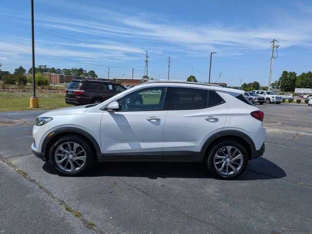 Used 2023 Buick Encore GX Essence w/ Experience Buick Package FWD image 6