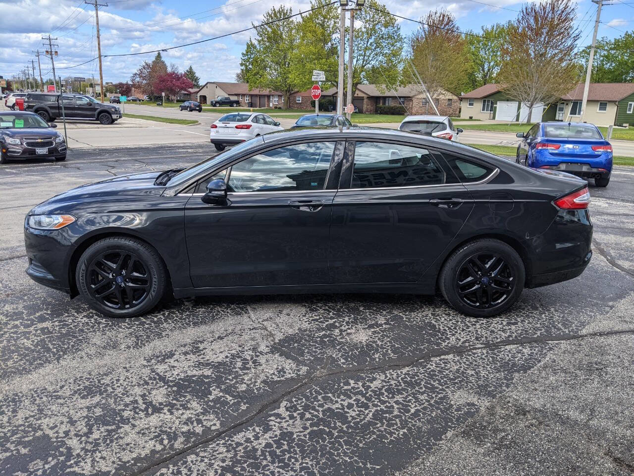 Used 2013 Ford Fusion SE FWD image 6