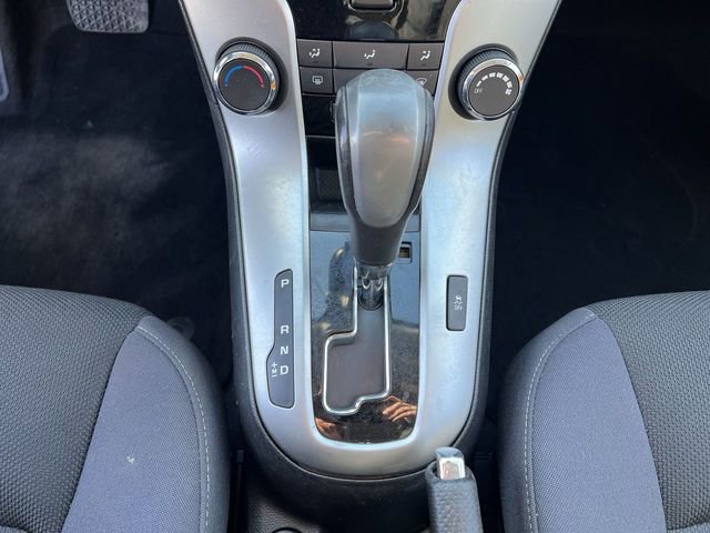 Used 2014 Chevrolet Cruze LT image 22