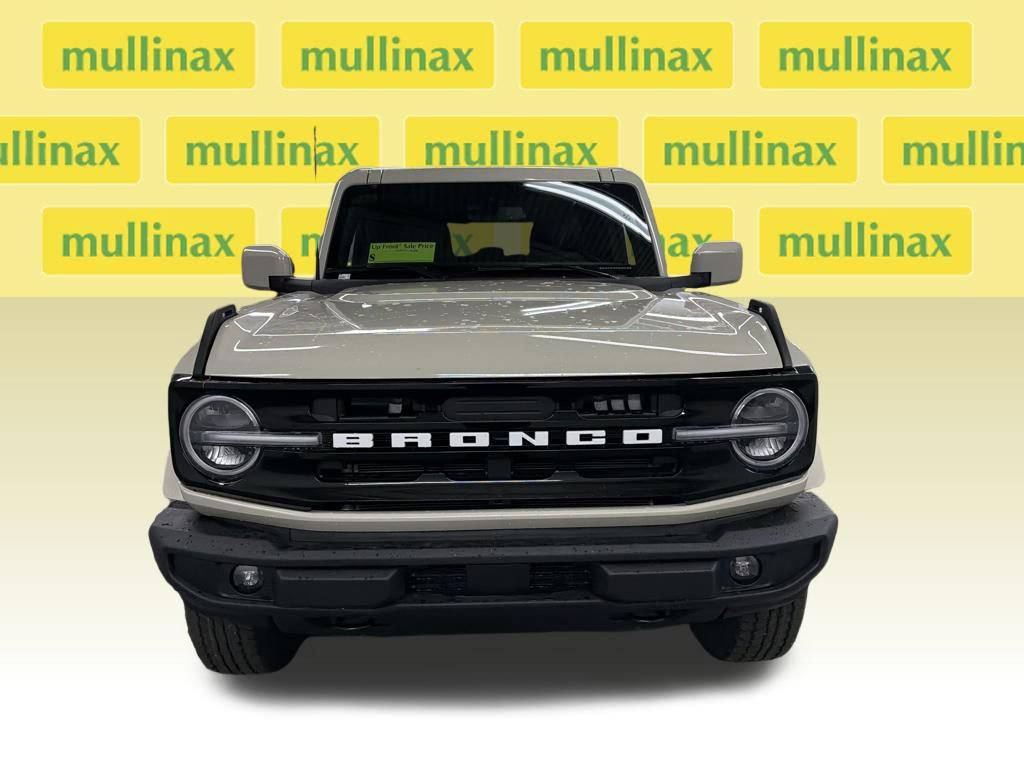 New 2026 Ford Bronco Outer Banks AWD/4WD image 14