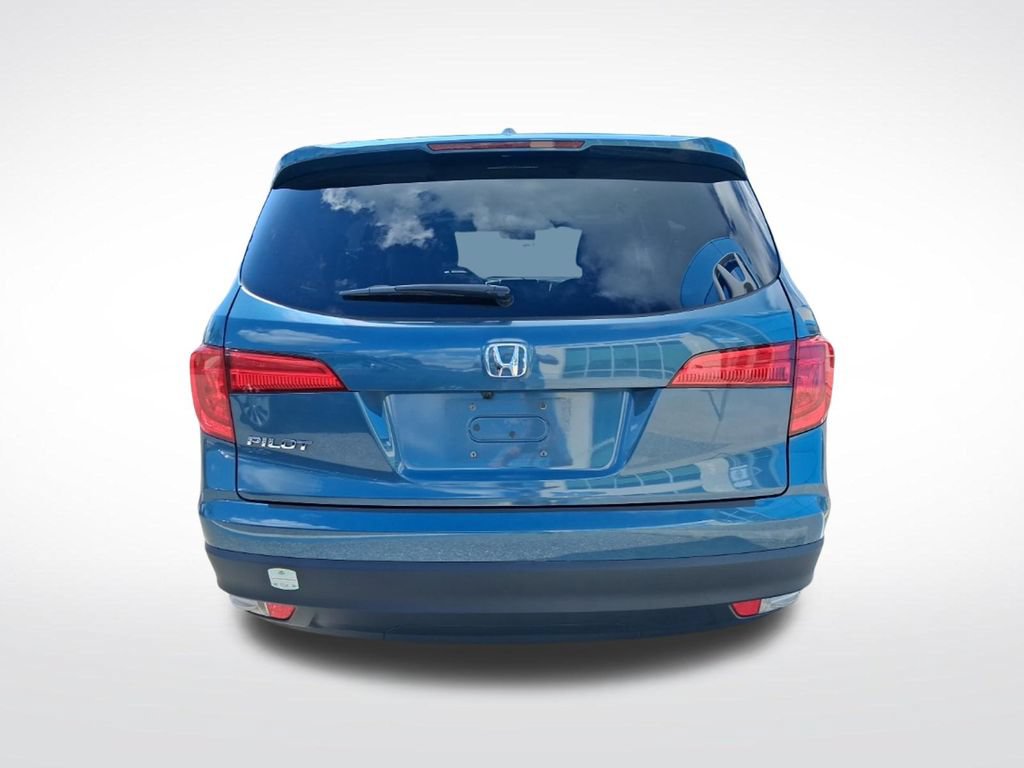 Used 2017 Honda Pilot EX image 7