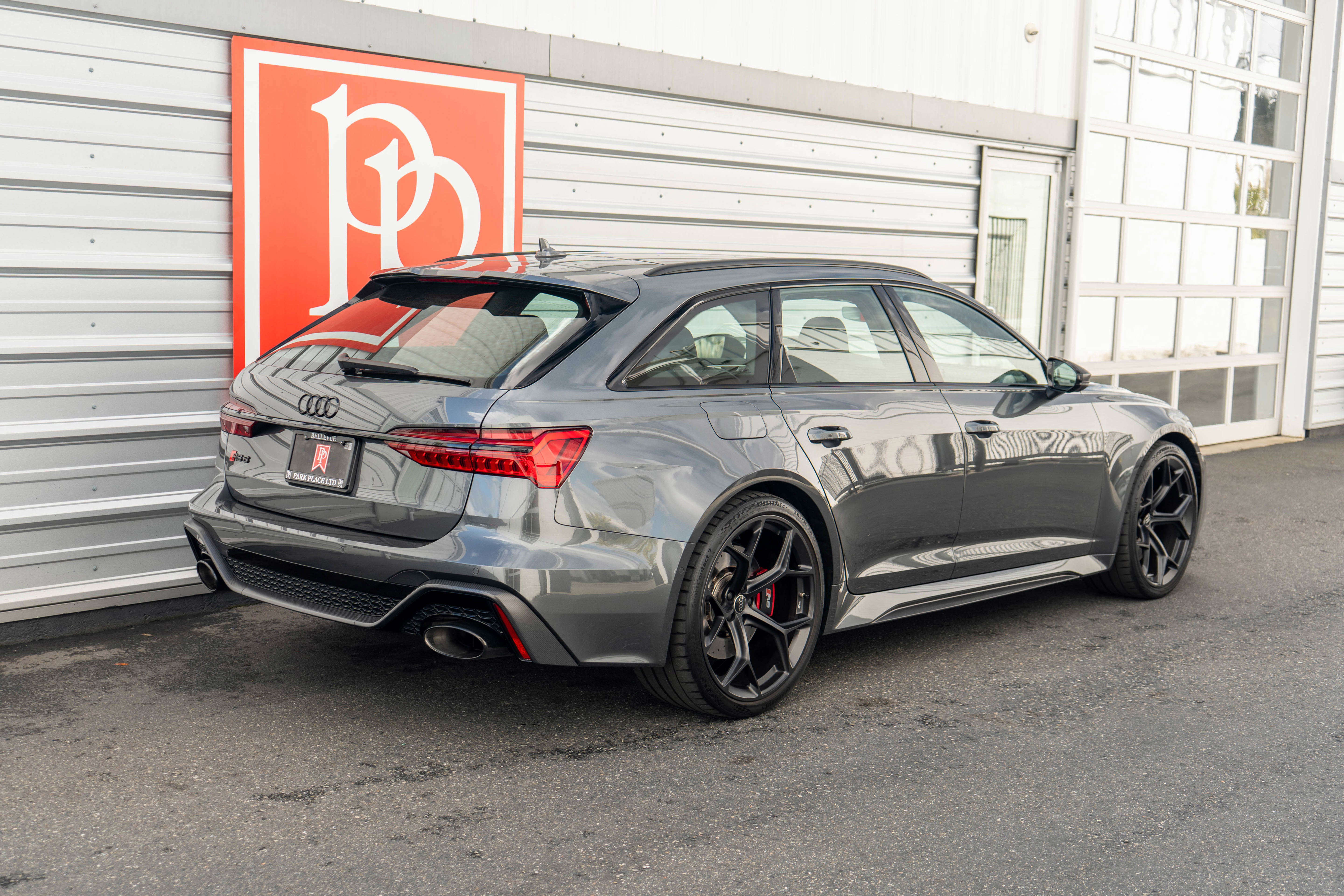Used 2025 Audi RS 6 performance image 42