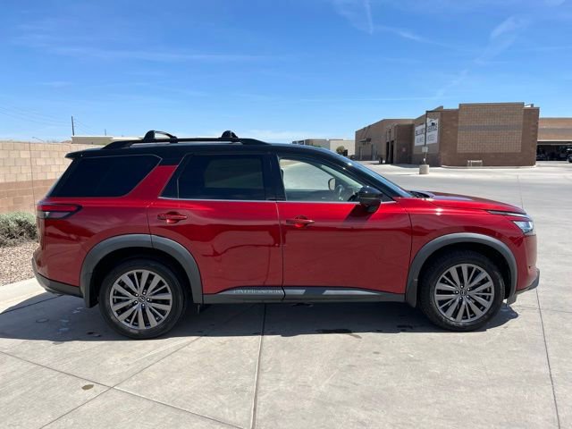 Used 2023 Nissan Pathfinder SL w/ SL Premium Package image 4