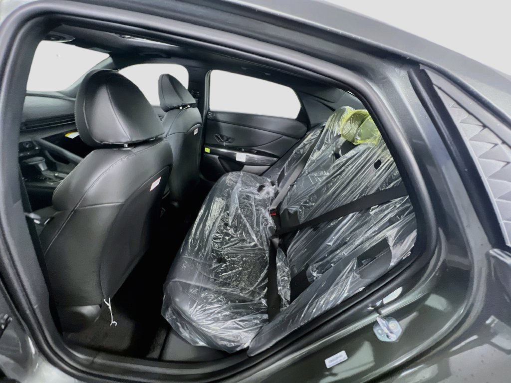 New 2026 Hyundai Elantra SEL Sport FWD image 22