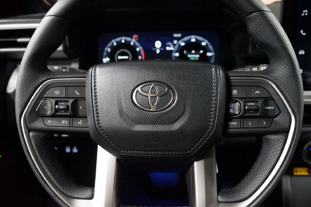 New 2026 Toyota 4Runner Trailhunter AWD/4WD image 13