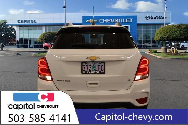 Used 2019 Chevrolet Trax LT w/ LT Convenience Package AWD/4WD image 4