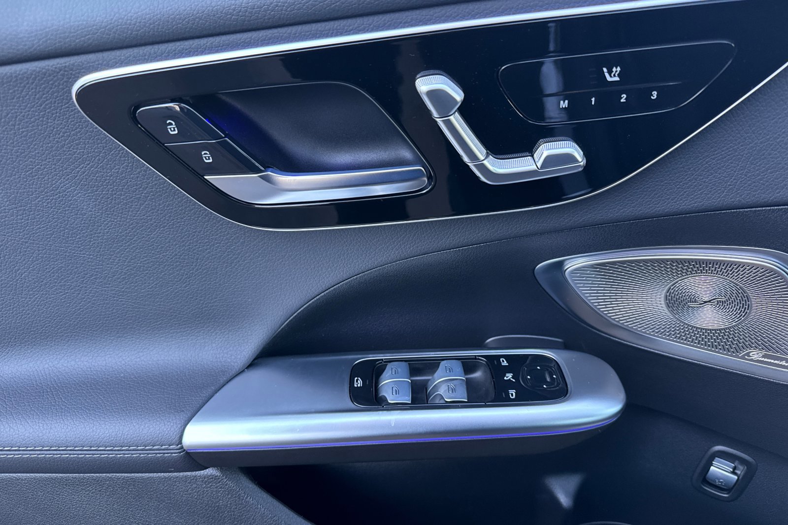 Certified 2025 Mercedes-Benz C 300 Sedan image 11