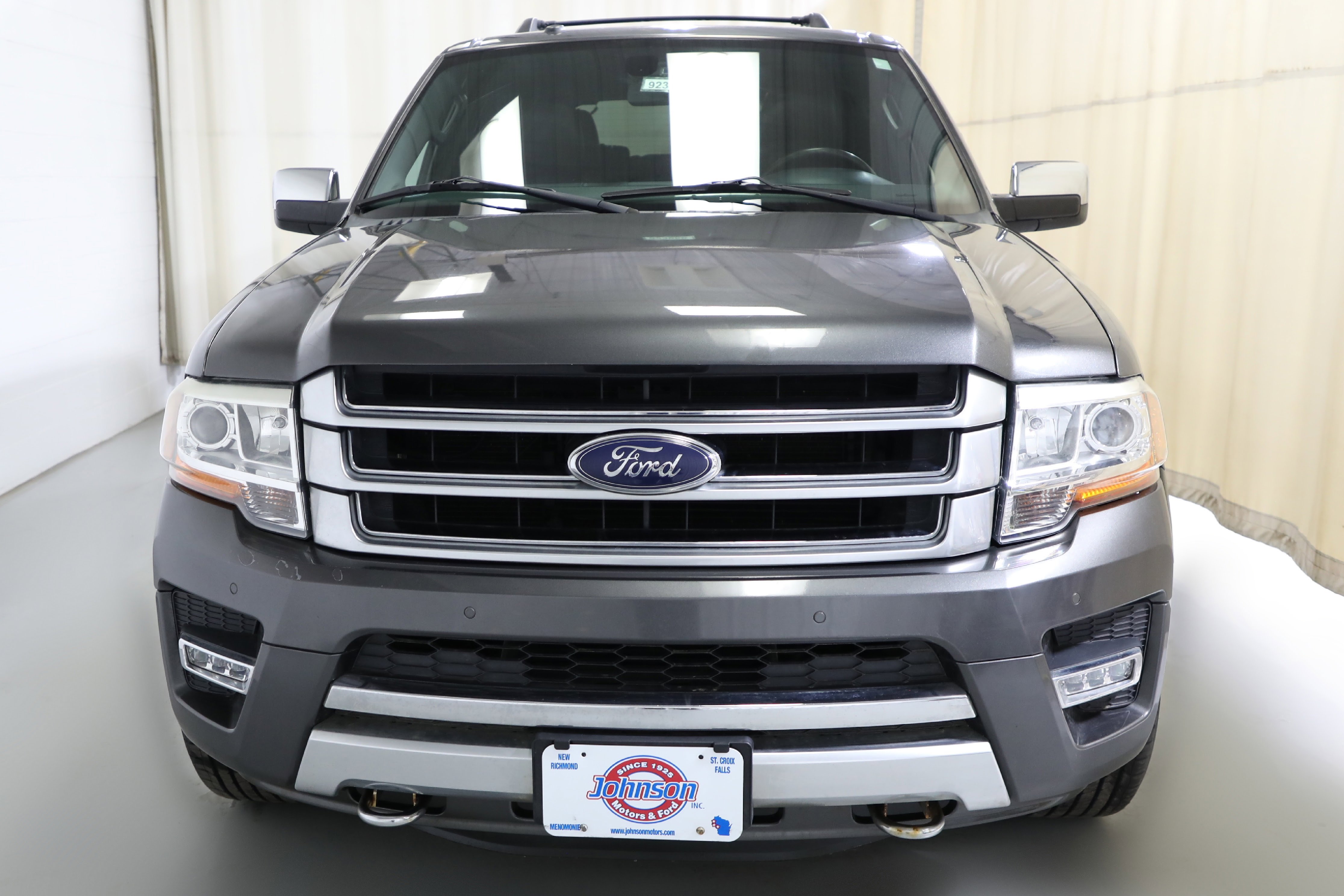 Used 2015 Ford Expedition Platinum image 19