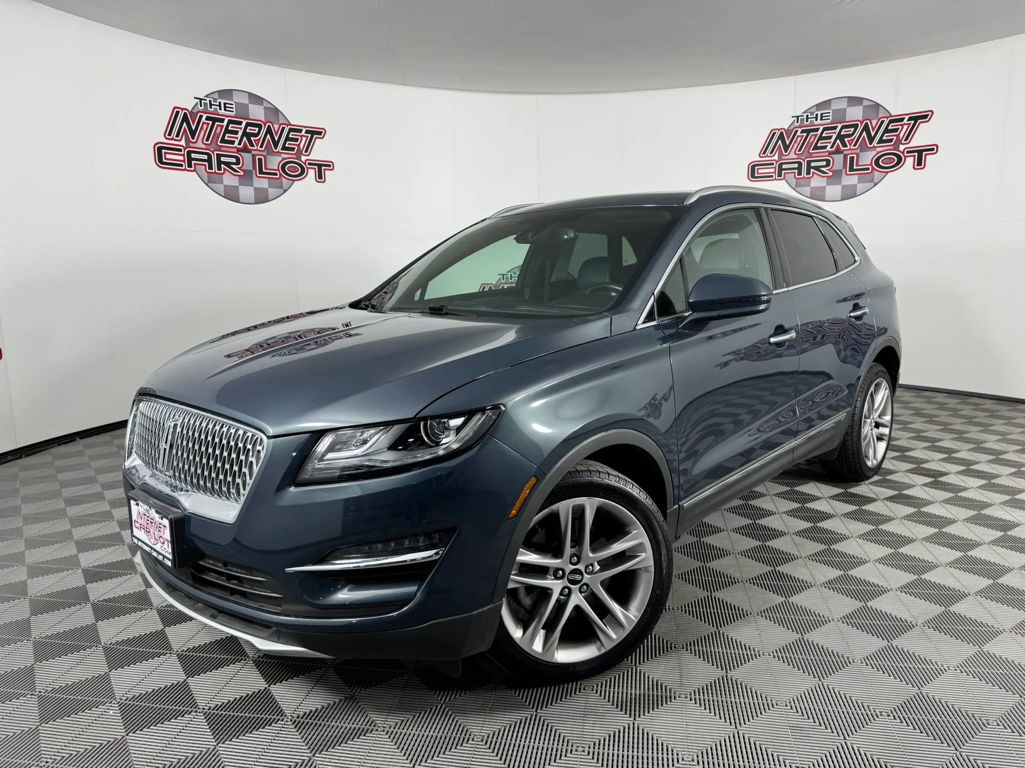 Used 2019 Lincoln MKC Reserve w/ MKC Climate Package AWD/4WD image 1