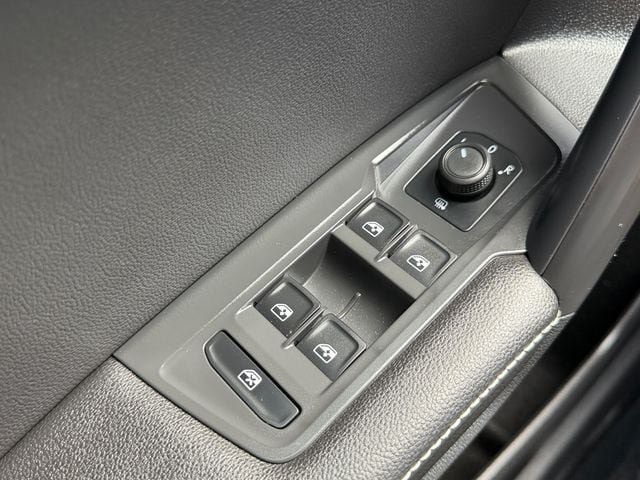 Used 2022 Volkswagen Tiguan S w/ IQ.Drive Package FWD image 27