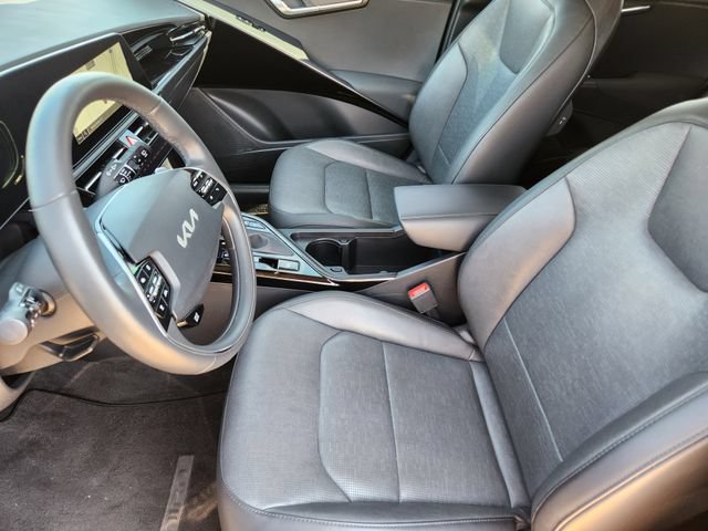 Certified 2024 Kia Niro FWD image 13