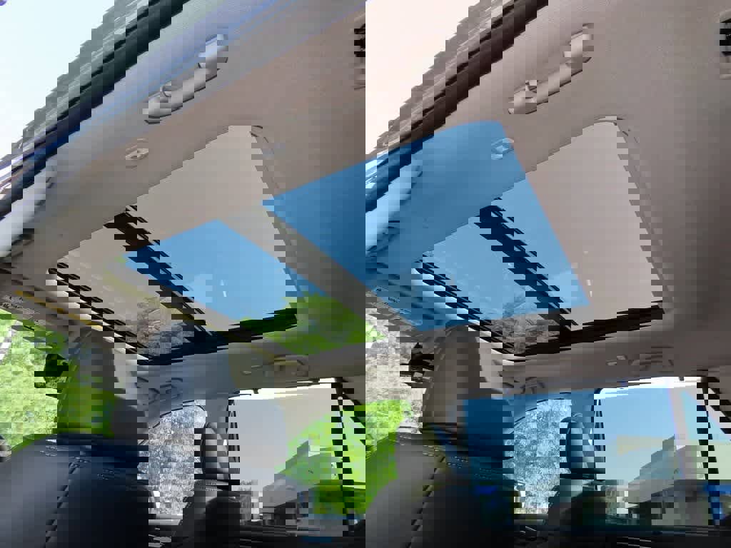 New 2025 Honda Pilot Touring image 16