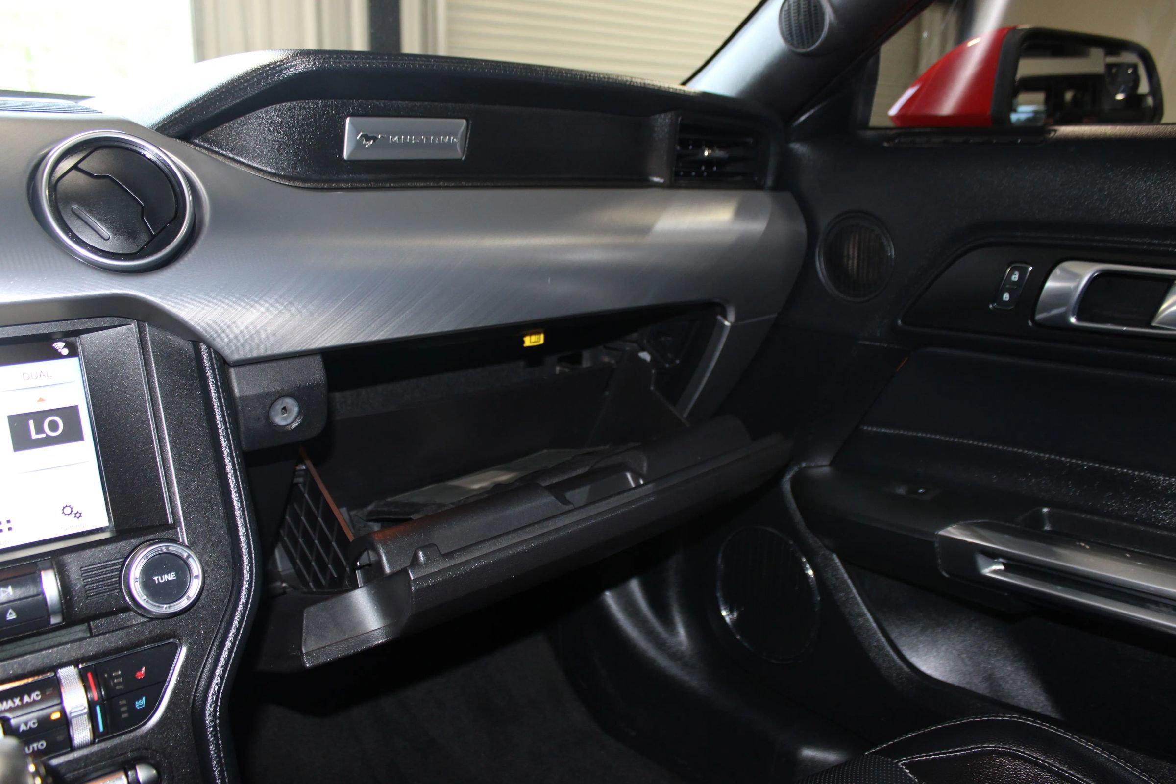 Used 2018 Ford Mustang Premium image 21