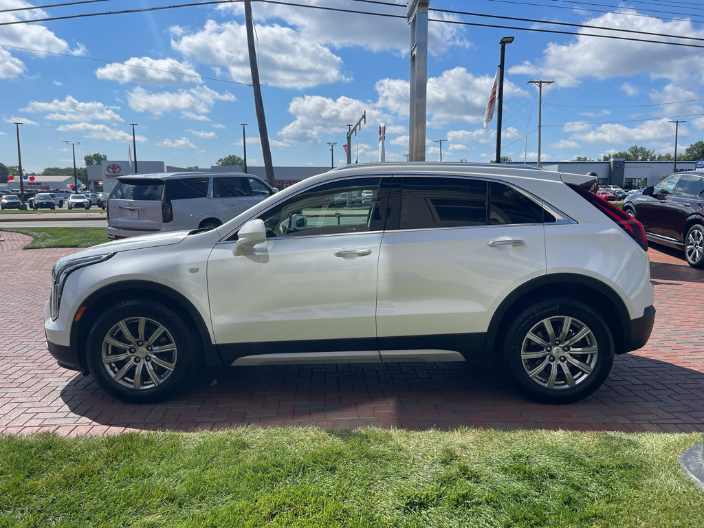 Used 2020 Cadillac XT4 Premium Luxury w/ Driver Awareness Package AWD/4WD image 11