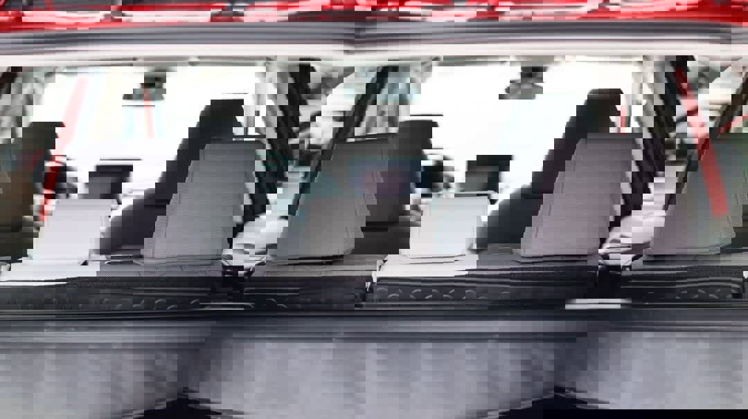 Used 2023 Toyota RAV4 XLE image 32