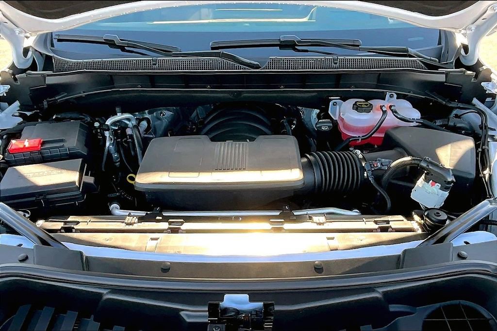 New 2026 Chevrolet Suburban High Country image 11