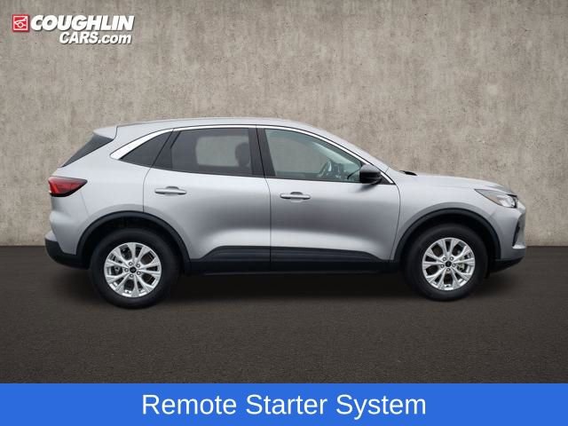Used 2024 Ford Escape Active image 11