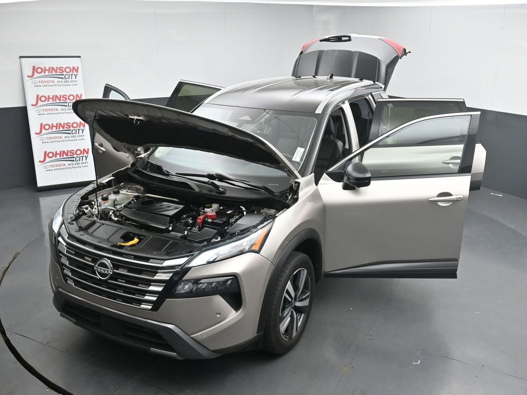 Used 2024 Nissan Rogue SL image 41