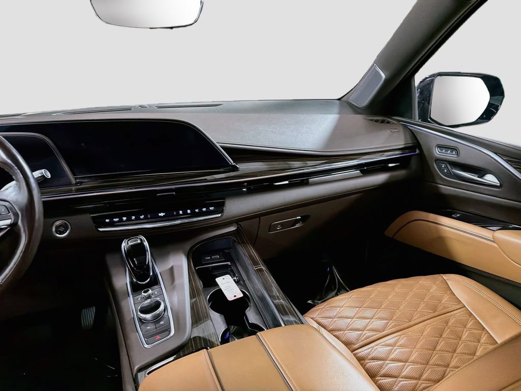 Used 2021 Cadillac Escalade Sport w/ Driver Assist Tech Package AWD/4WD image 25