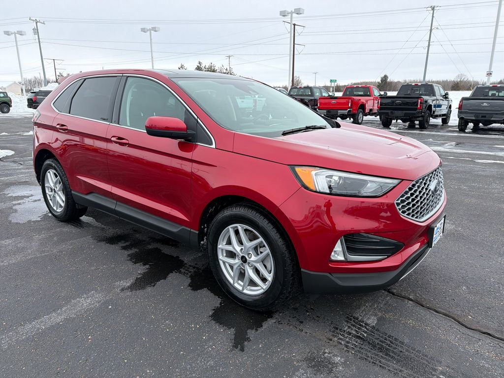 Used 2023 Ford Edge SEL w/ Convenience Package image 7