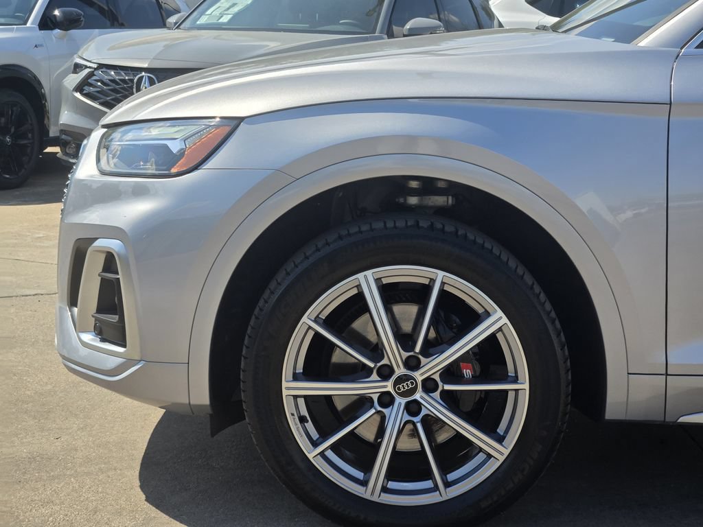 Certified 2023 Audi SQ5 Premium Plus w/ Premium Plus Package AWD/4WD image 13