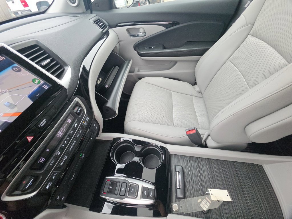 Used 2016 Honda Pilot Elite image 24