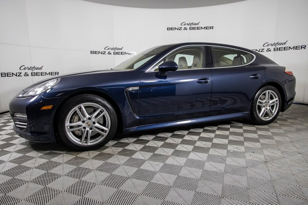Used 2012 Porsche Panamera 4S image 9