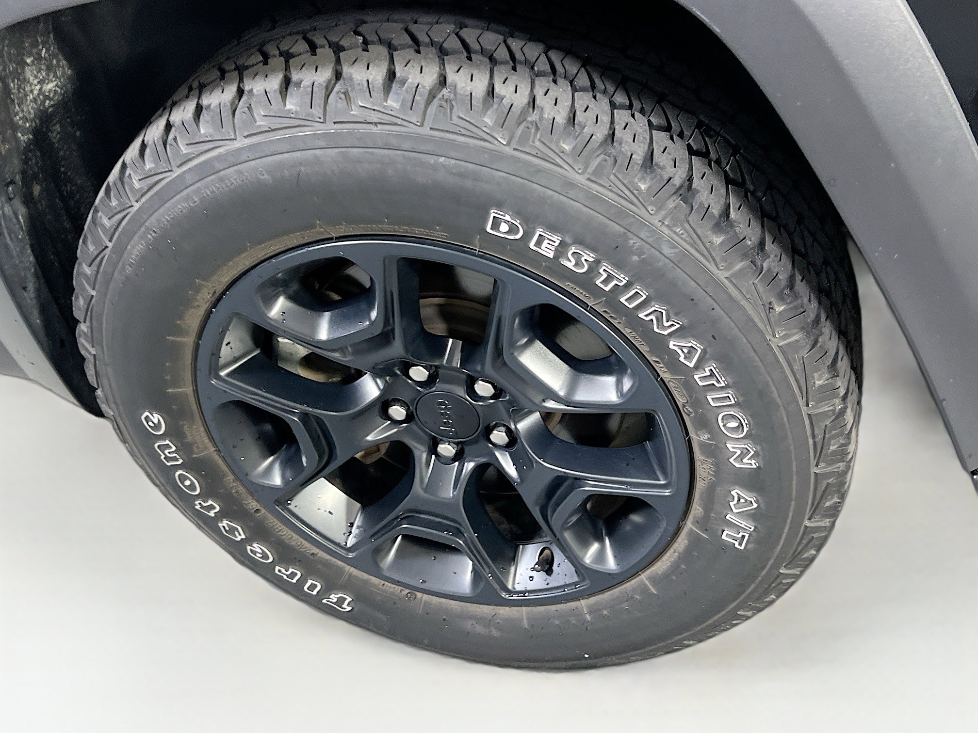 Used 2022 Jeep Cherokee Latitude w/ Sun & Sound Group image 30