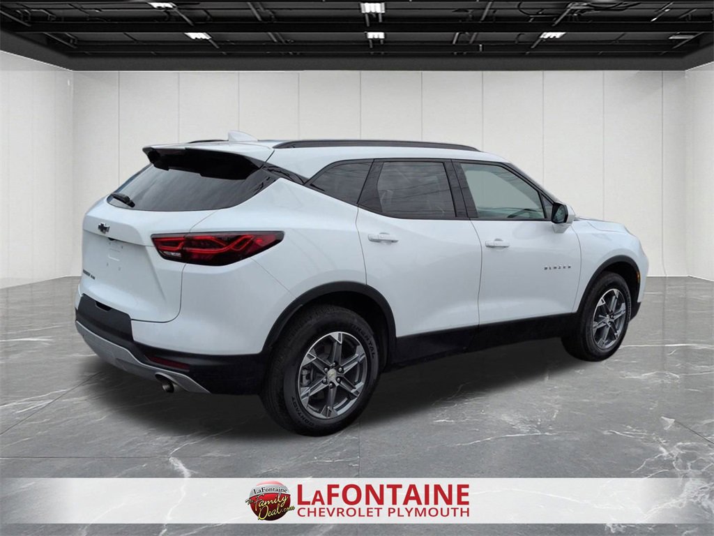 Certified 2024 Chevrolet Blazer LT w/ Convenience Package image 8