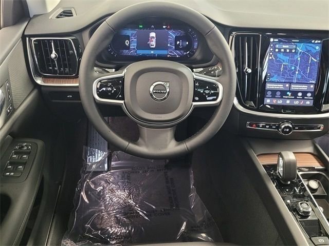 Certified 2026 Volvo V60 B5 Cross Country Plus w/ Protection Package Premier image 7