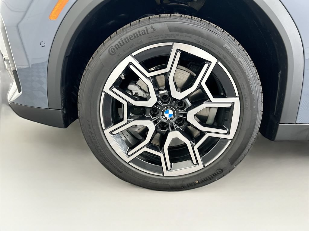 Certified 2026 BMW X2 xDrive28i w/ Technology Package AWD/4WD image 29
