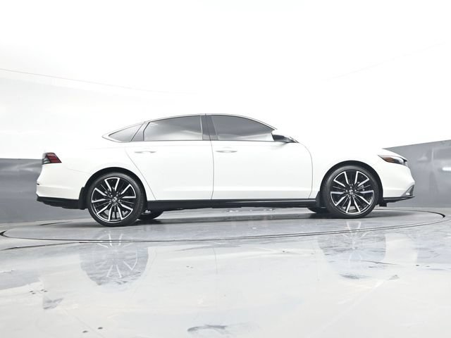 Used 2025 Honda Accord Touring image 31