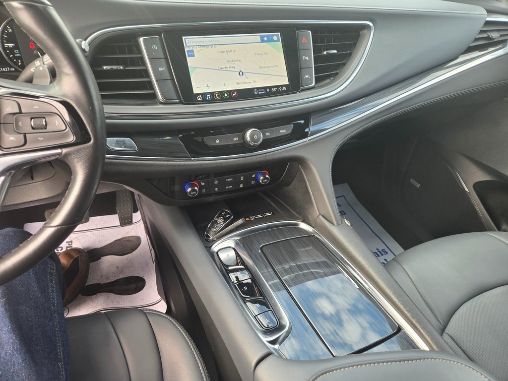 Used 2024 Buick Enclave Premium image 10